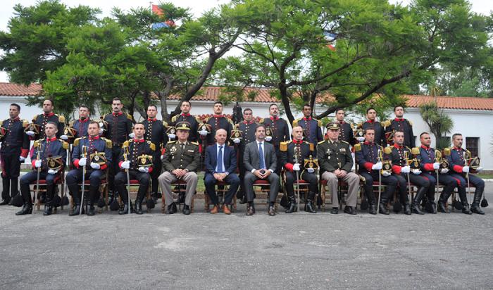 Lacalle Pou y autoridades militares