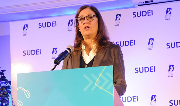 Elisa Facio