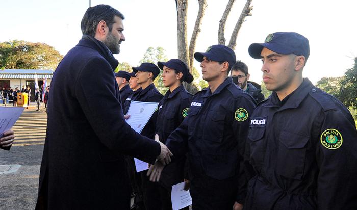 Nicolás Martinelli en ingreso de efectivos policiales