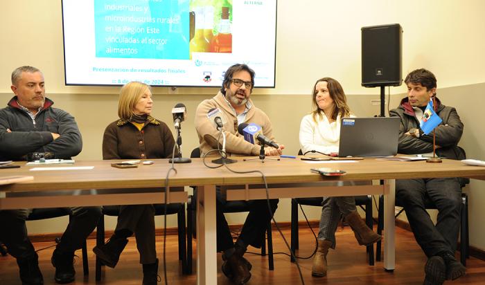 Autoridades del MIEM