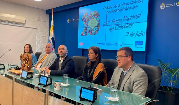 Presentación de la Fiesta de Chocolate de Nueva Helvecia