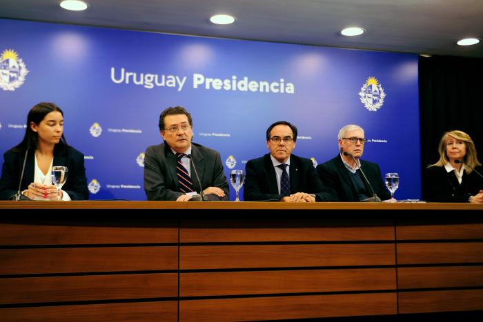 Ferrés y autoridades