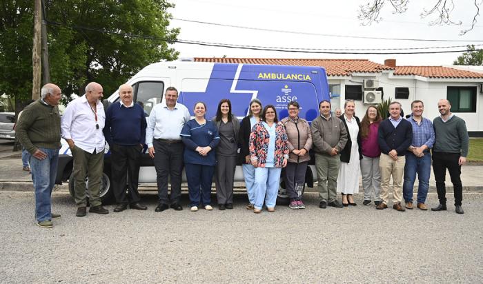 ASSE entregó ambulancias en Ombúes de Lavalle y Nuevo Berlín