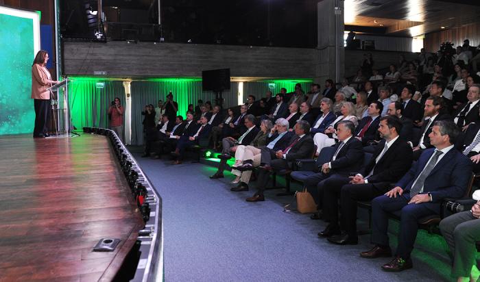 Facio en presentación de planta de hidrógeno verde