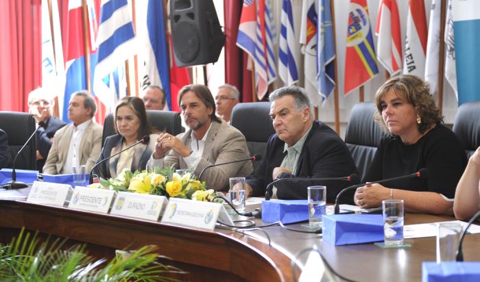 Lacalle Pou en Congreso de Intendentes