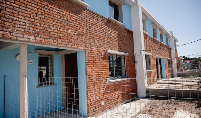 Fachada de las nuevas viviendas entregadas