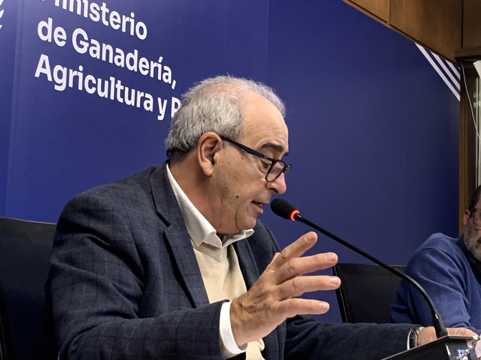 Fratti informó sobre apertura de mercados