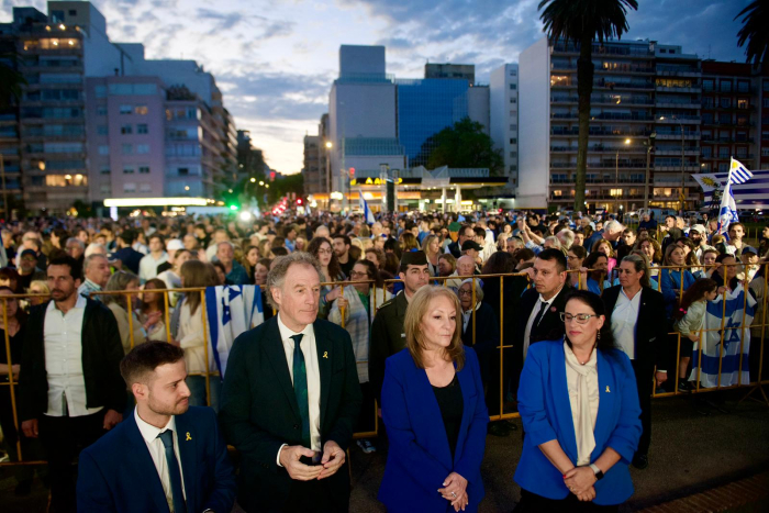 Cosse con autoridades del Comité Israelita y la embajada de Israel