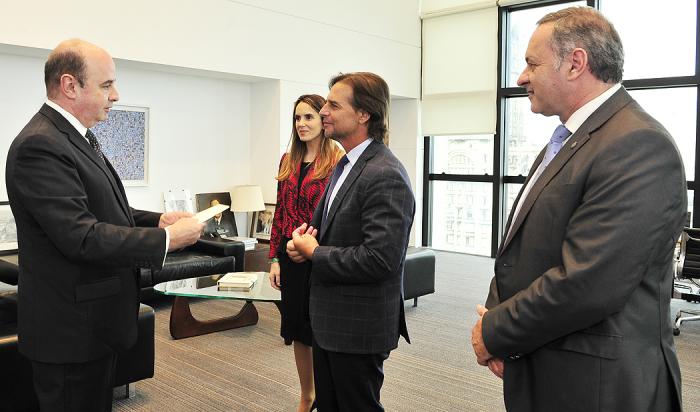 Reposo Lopez, Ache, Lacalle y Delgado