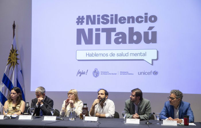 Autoridades en presentación de balances y desafíos del programa Ni Silencio Ni Tabú