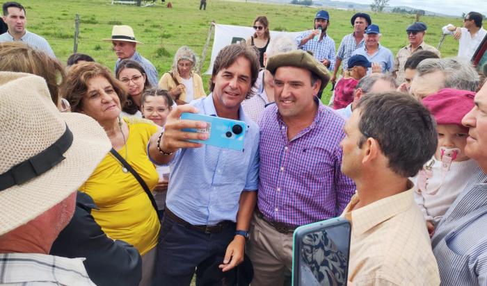 Lacalle Pou en Treinta y Tres inaugurando obras de UTE