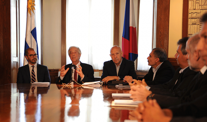 Juan Andrés Roballo, Tabaré Vázquez, Miguel Ángel Toma y Carlos Colacce