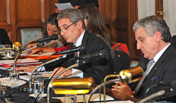 Martín Dibarboure y Alberto Scavarelli en Comisión del Senado