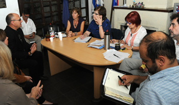 Mnistra Arismendi con organizaciones sociales de Cerro Largo