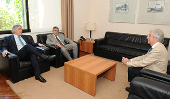 Presidente Tabaré Vázquez con Zurab Pololikashvili y Francisco Bustillo