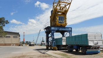 Operativa de carga en Puerto de Paysandú