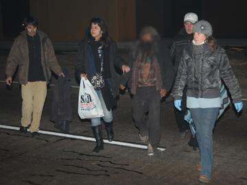 Persona en situación de calle es llevada por la Brigada para el refugio