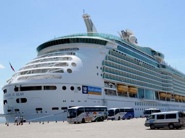 Crucero en el puerto