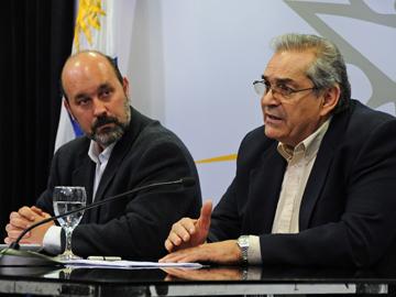 Marcos Otheguy y Enzo Benech en conferencia de prensa por créditos para productores