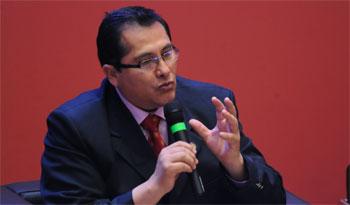 Representante para Uruguay de la Organización Mundial de la Salud, Giovanni Escalante