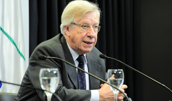 El ministro de Economía y Finanzas, Danilo Astori