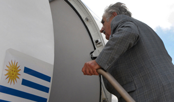 El Presidente José Mujica inicia gira por tres países
