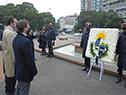 Presidente Lacalle Pou colocó ofrenda floral al pie del Obelisco a los Constituyentes de 1830