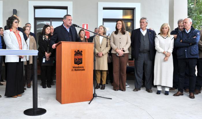 Delgado, Argimón y autoridades