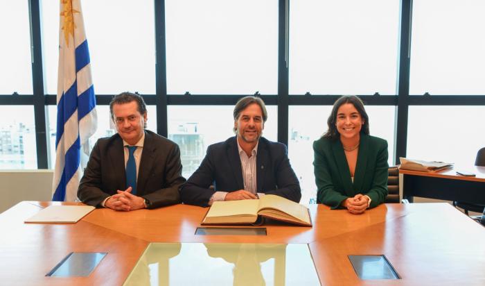 Presidente lacalle Pou, Rodrigo Ferrés y Mariana Cabrera