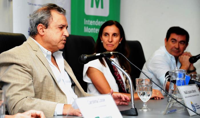 Firma convenio MVOT e Intendencia de Montevideo
