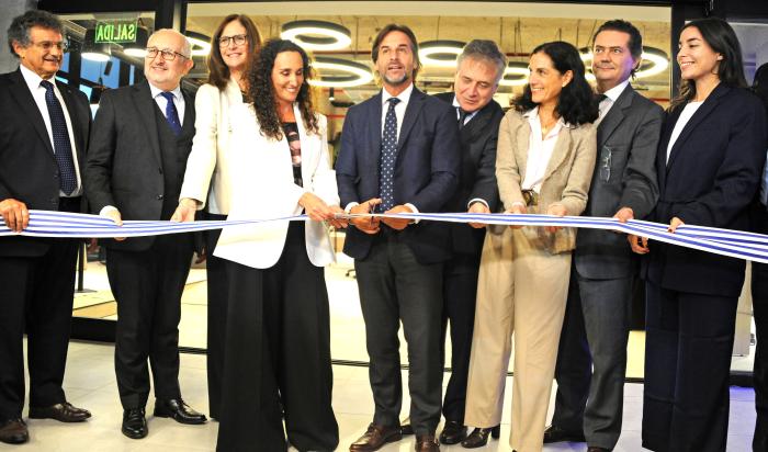 Lacallle Pou inaugura campus Innovation Hub (UIH)