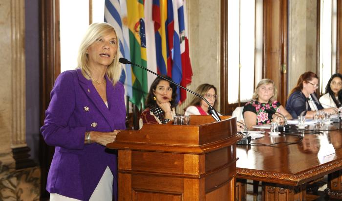 Argimón en evento