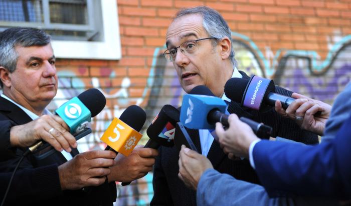 José Carlos Mahía, ministro de Educación y Cultura