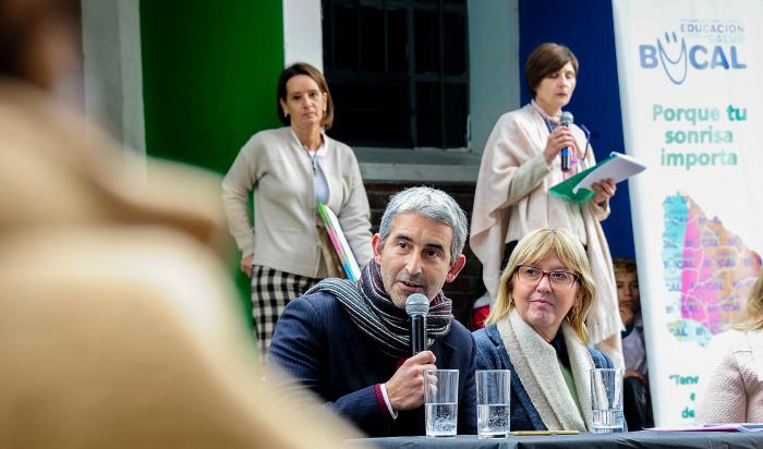 Autoridades en celebración de 20 años de Salud Bucal
