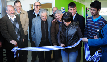 Inauguración en UTU de Colonia Nicolich