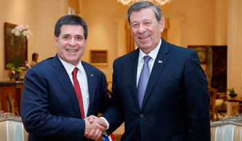 Canciller Nin Novoa con el Presidente de la República de Paraguay, Horacio Cartes Canciller Nin Novoa con el Presidente de la República de Paraguay, Horacio Cartes