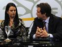 Firma convenio CORREO-CAF