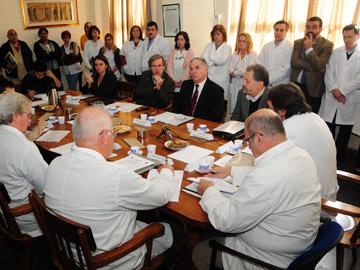 Mesa de autoridades