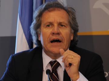 Ministro de Relaciones Exteriores Luis Almagro