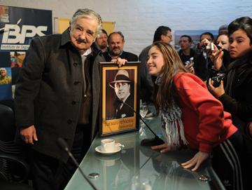 Presidente Mujica con quinceañera