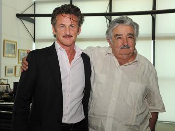 Presidente Mujica y actor Sean Penn