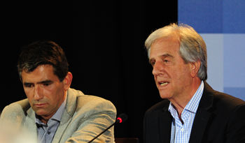 Presidente Vázquez y vicepresidente Sendic en Consejo de Ministros