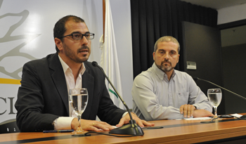 Prosecretario Juan Andrés Roballo y director Fernando Traversa