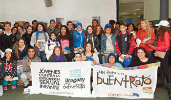 Voluntarios de campaña "Uruguay País de Buentrato"
