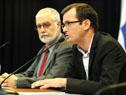 Guillermo Moncecchi y Benjamín Liberoff luego del Consejo de Ministros
