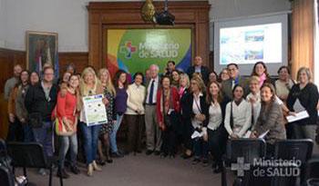 Jorge Basso con colectivos de usuarios del Sistema Nacional Integrado de Salud