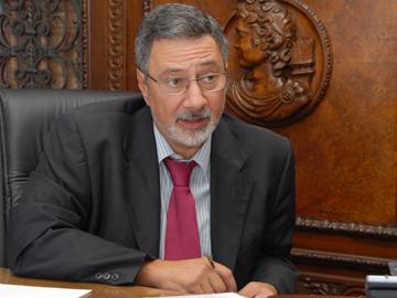 Director de Aduanas, Enrique Canon