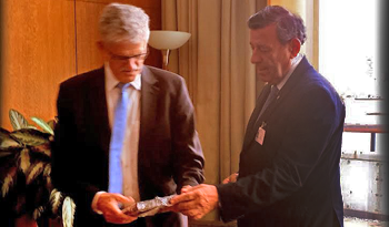 Mogens Lykketoft y Rodolfo Nin Novoa