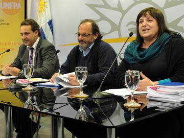 Autoridades presentacion Atlas sociodemográfico y de la desigualdad en el Uruguay