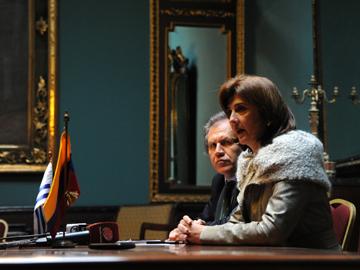 Ministra de Relaciones Exteriores de Colombia, María Ángela Holguín y Canciller Luis Almagro